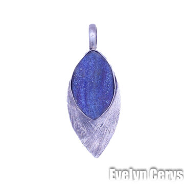 Pandantiv cu agata druzy albastra